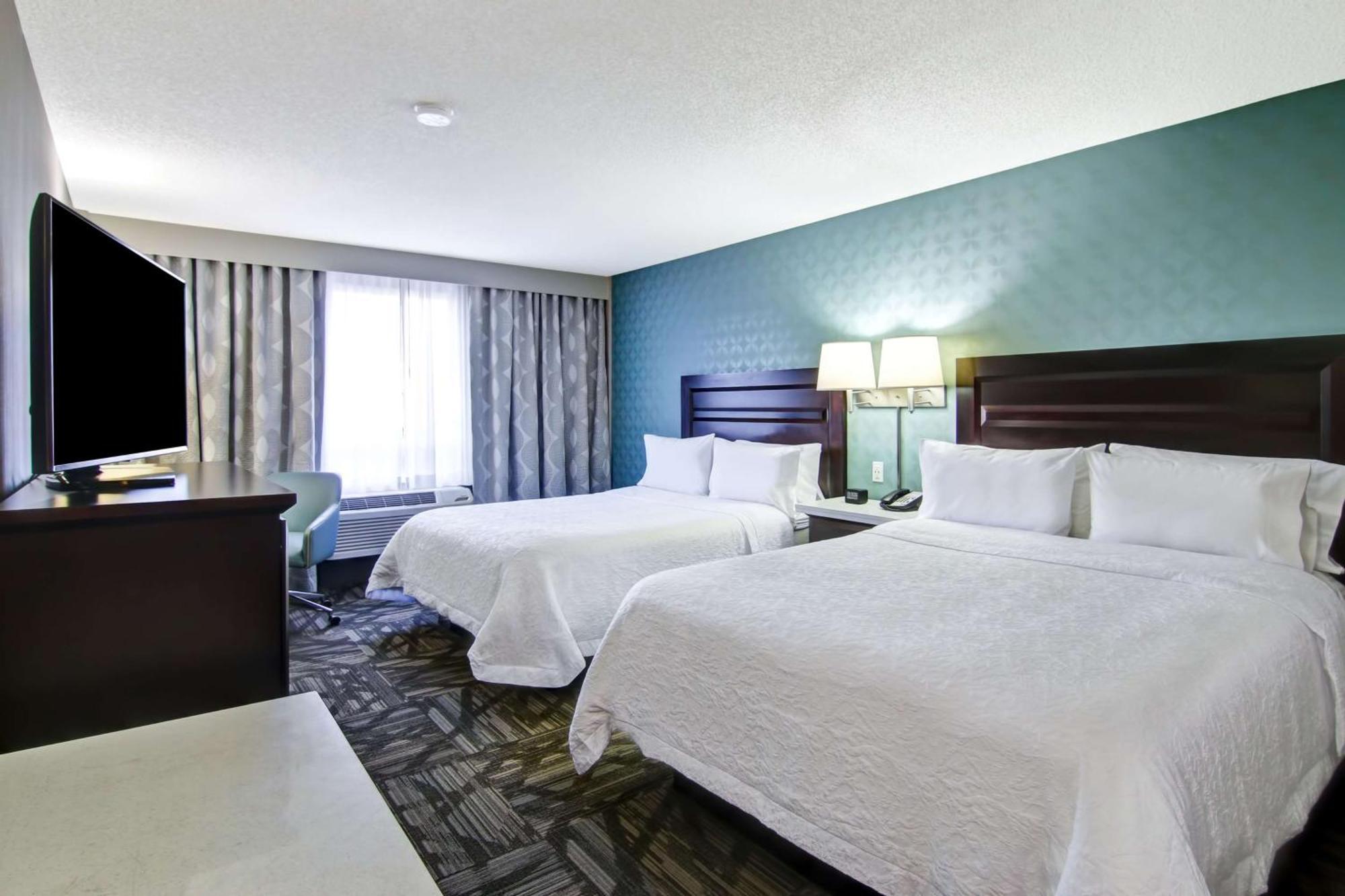 Hampton Inn & Suites By Hilton Calgary-Airport Ngoại thất bức ảnh