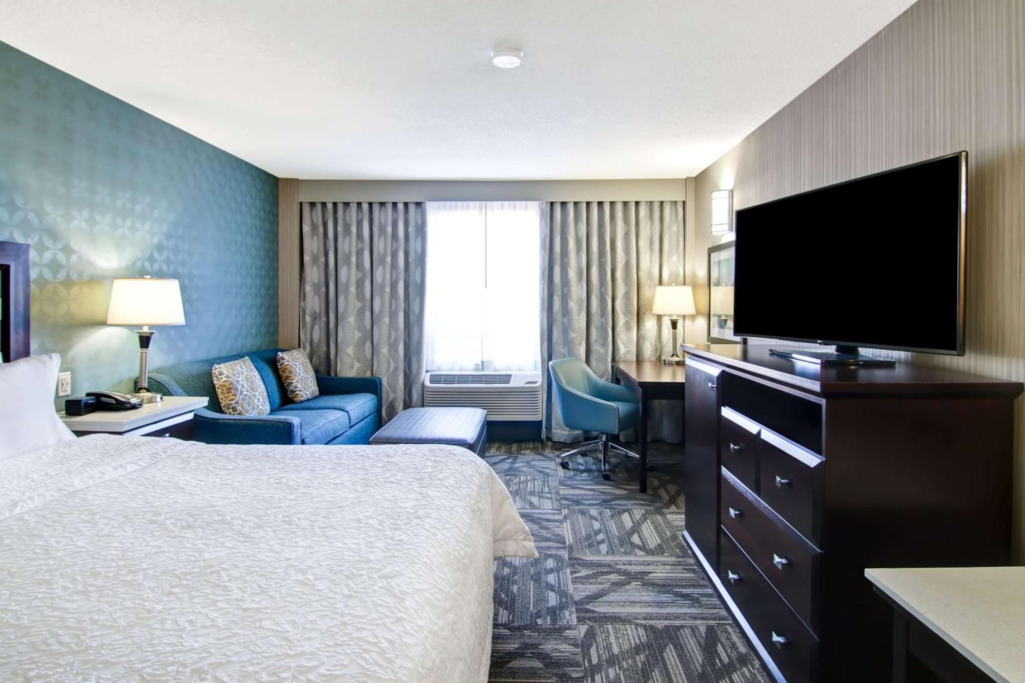 Hampton Inn & Suites By Hilton Calgary-Airport Ngoại thất bức ảnh