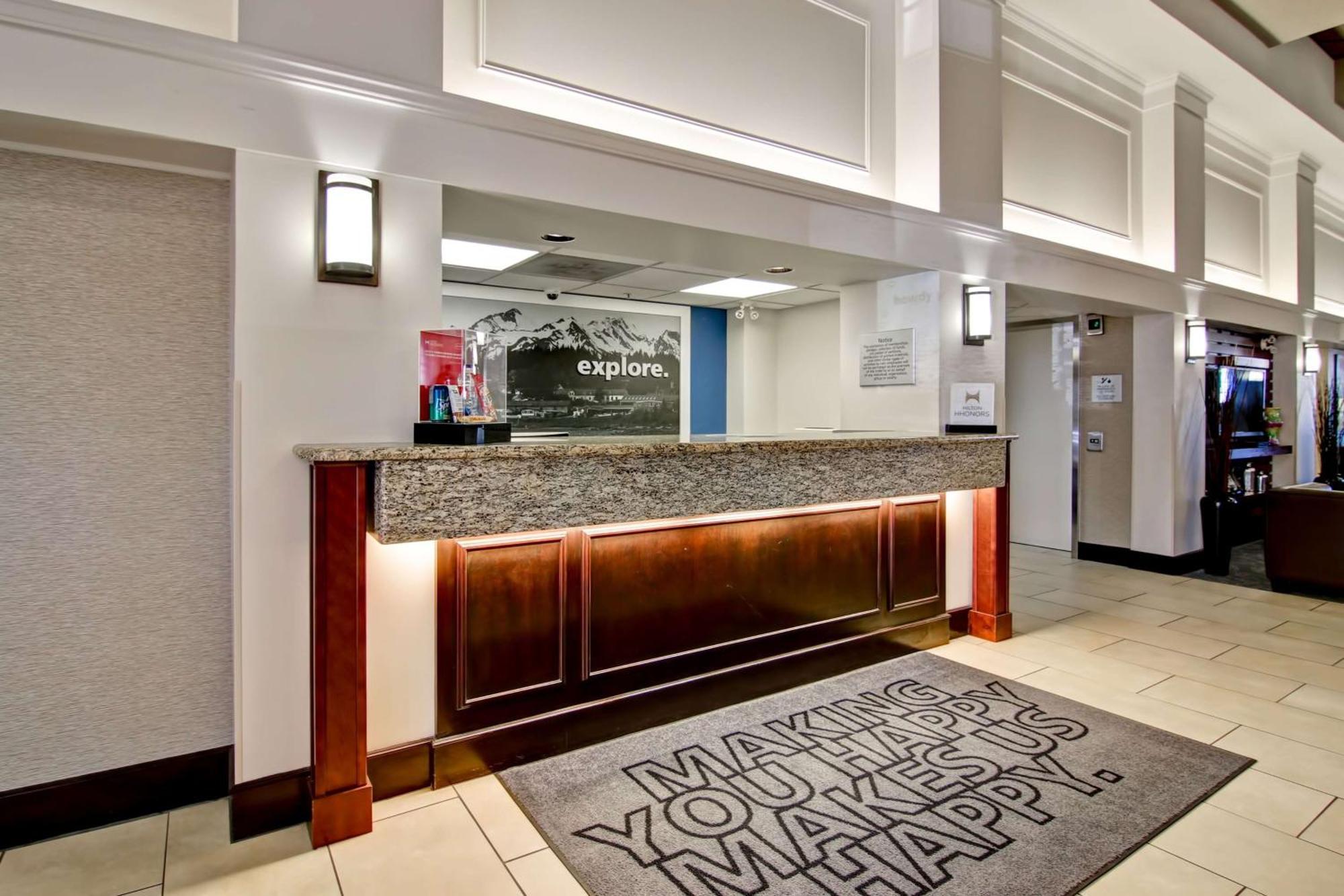 Hampton Inn & Suites By Hilton Calgary-Airport Ngoại thất bức ảnh