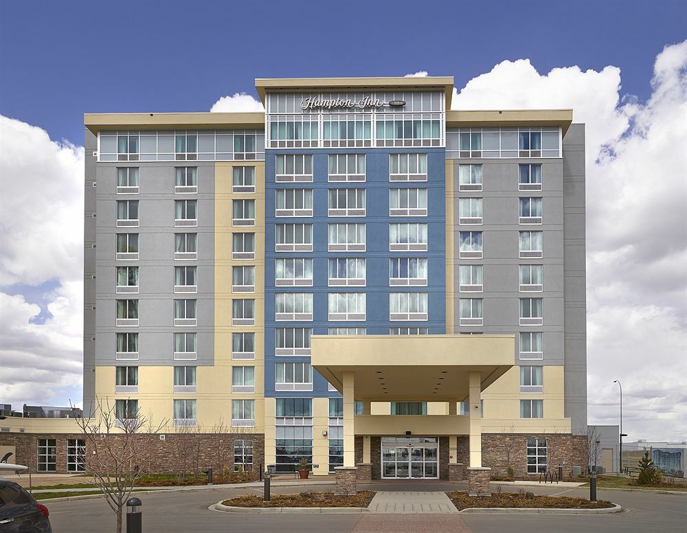 Hampton Inn & Suites By Hilton Calgary-Airport Ngoại thất bức ảnh